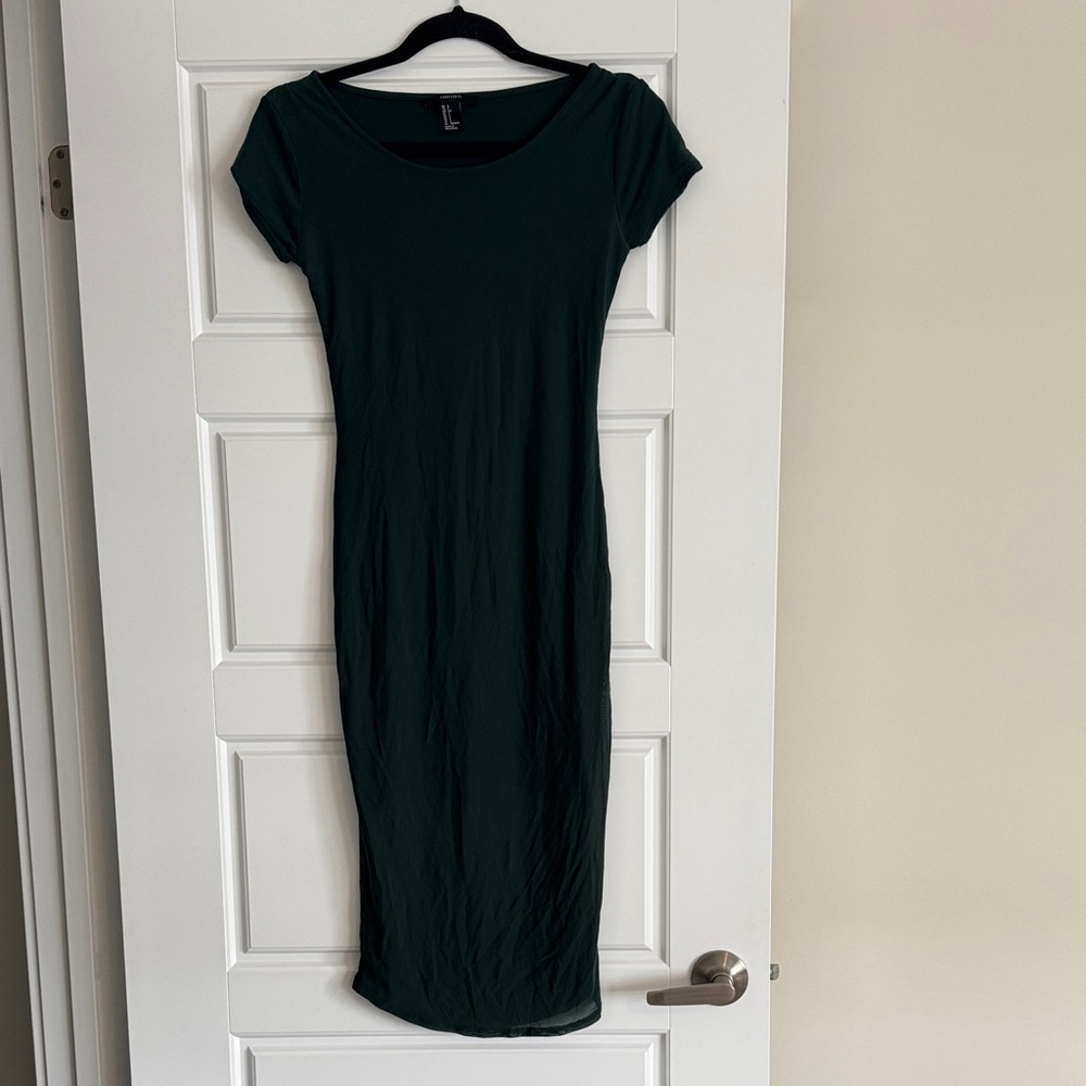 Forever 21 Dark Green Short Sleeve Midi Dress